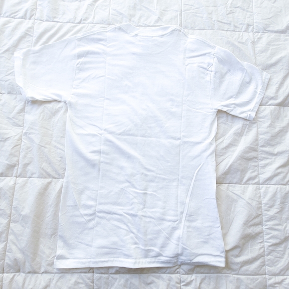 🚫 SOLD: Surf Coast Tee - Picture 4 of 5